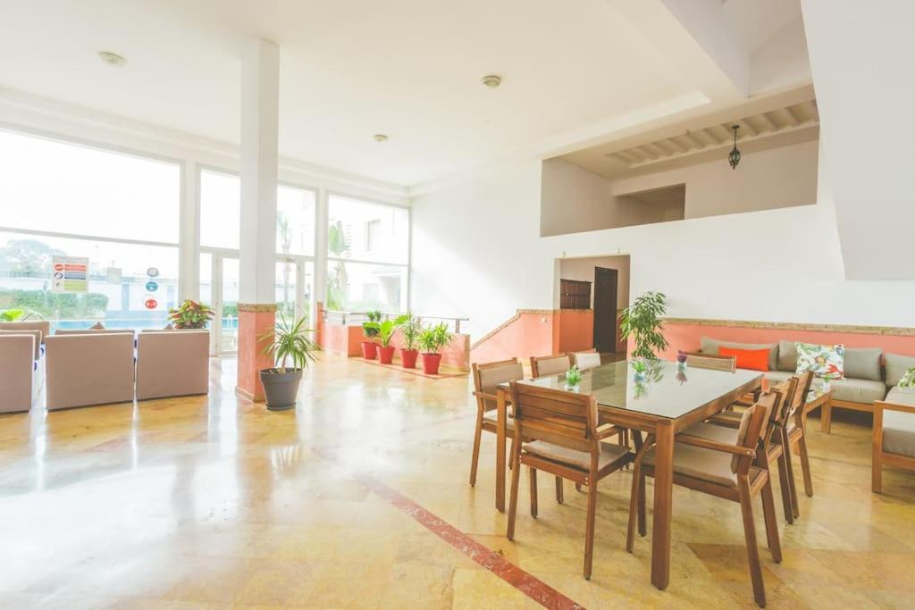 Lovely 2 Bedroom Vacation Home With Pool/Beach Схірат Екстер'єр фото